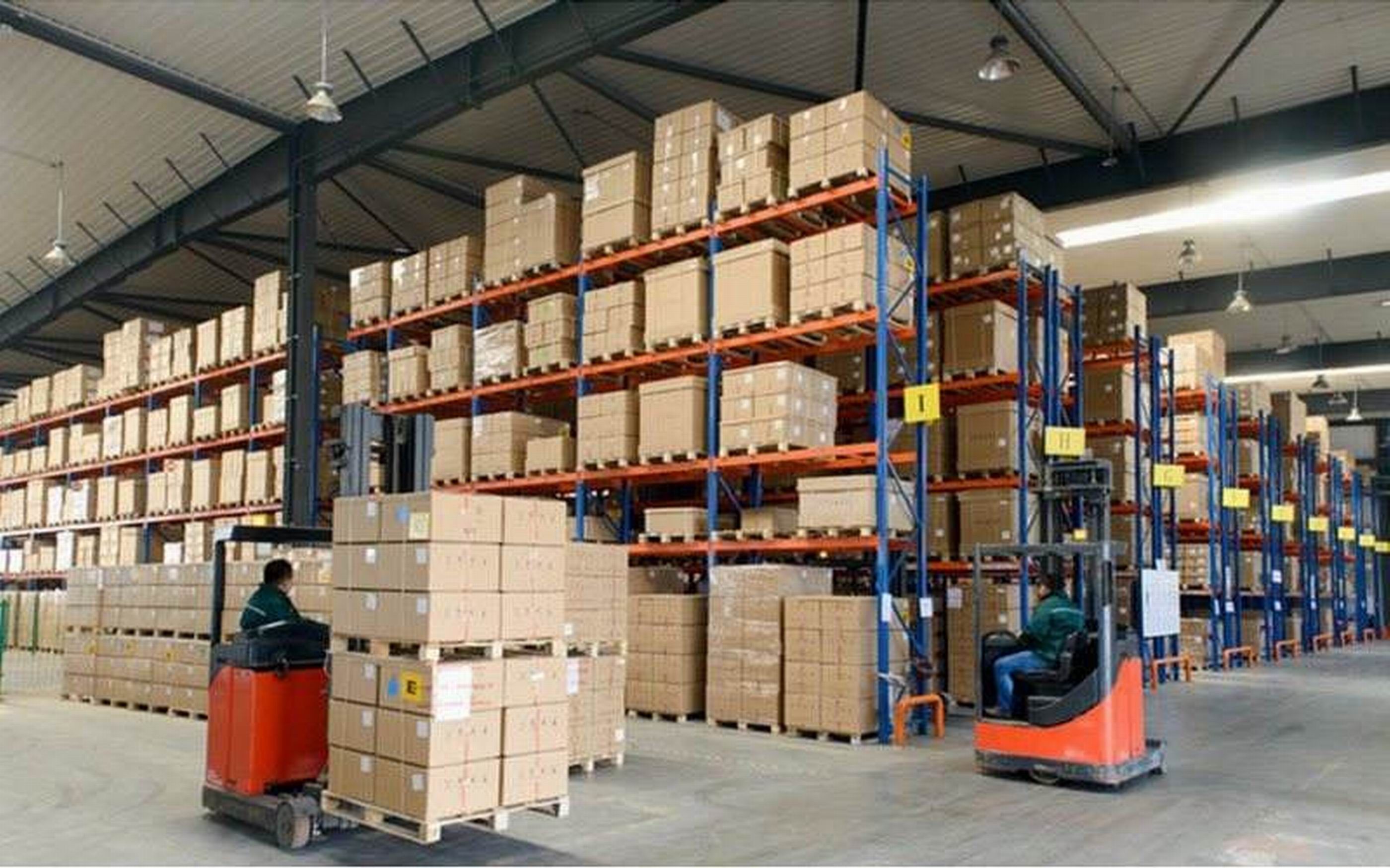 Warehousing service